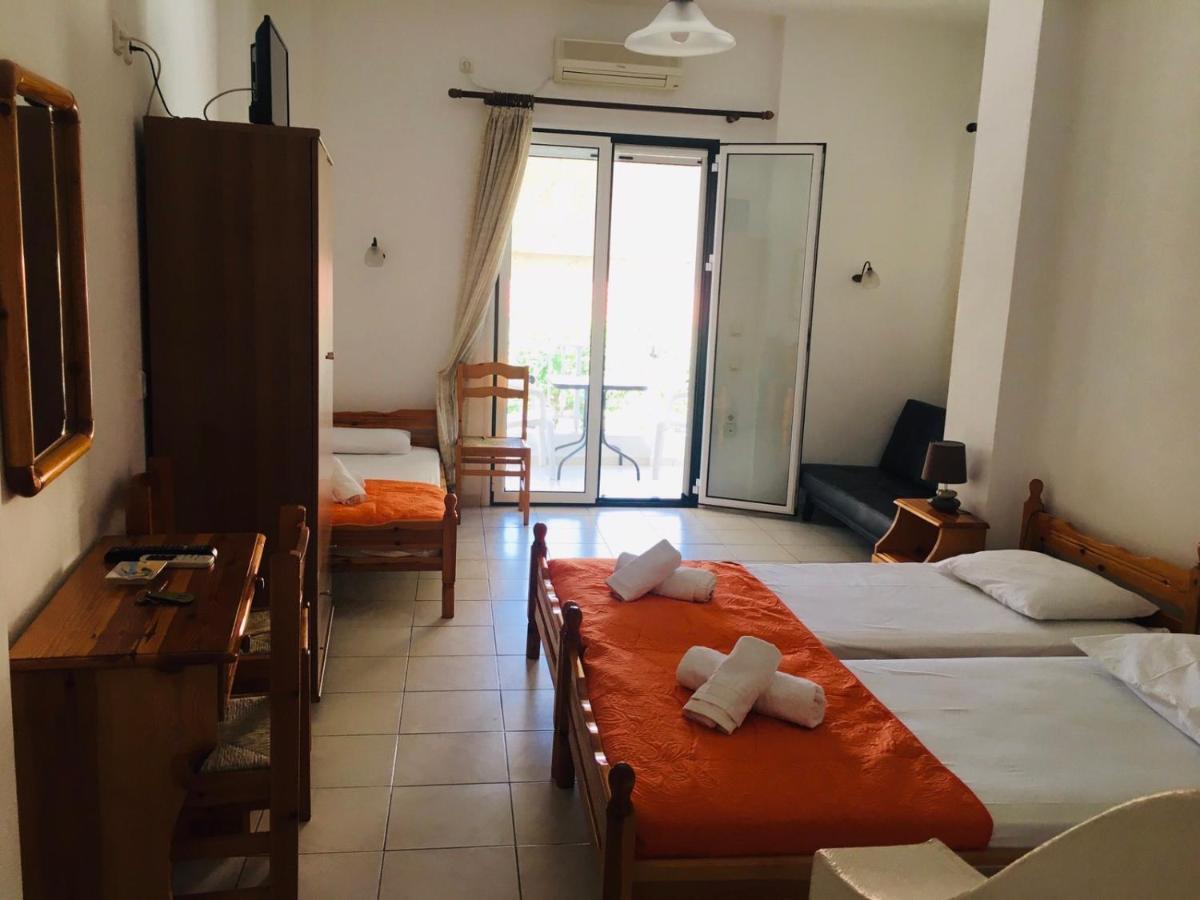 Araliki Apartments & Studios Лутра-Эдипсу Экстерьер фото