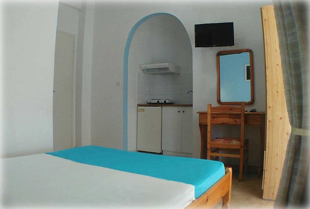 Araliki Apartments & Studios Лутра-Эдипсу Экстерьер фото